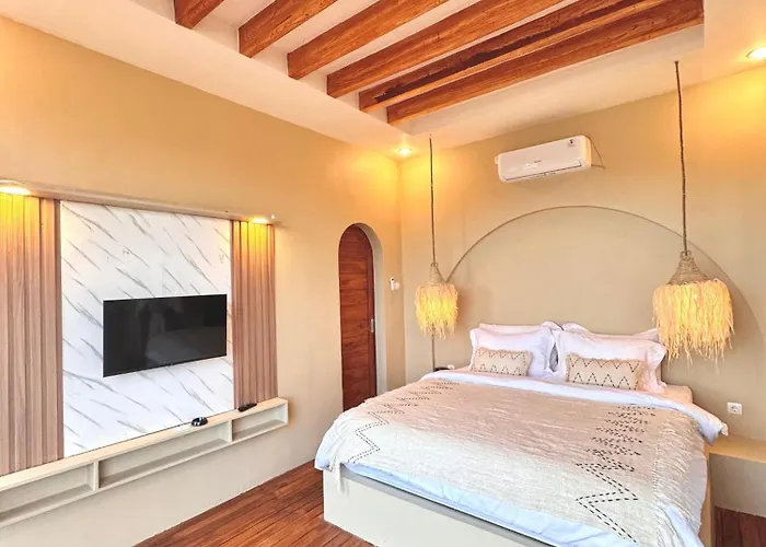 Pinggan Luxury Camp Kamp alanı