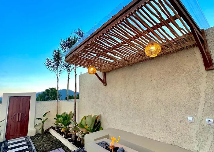 Pinggan Luxury Camp Кемпинг